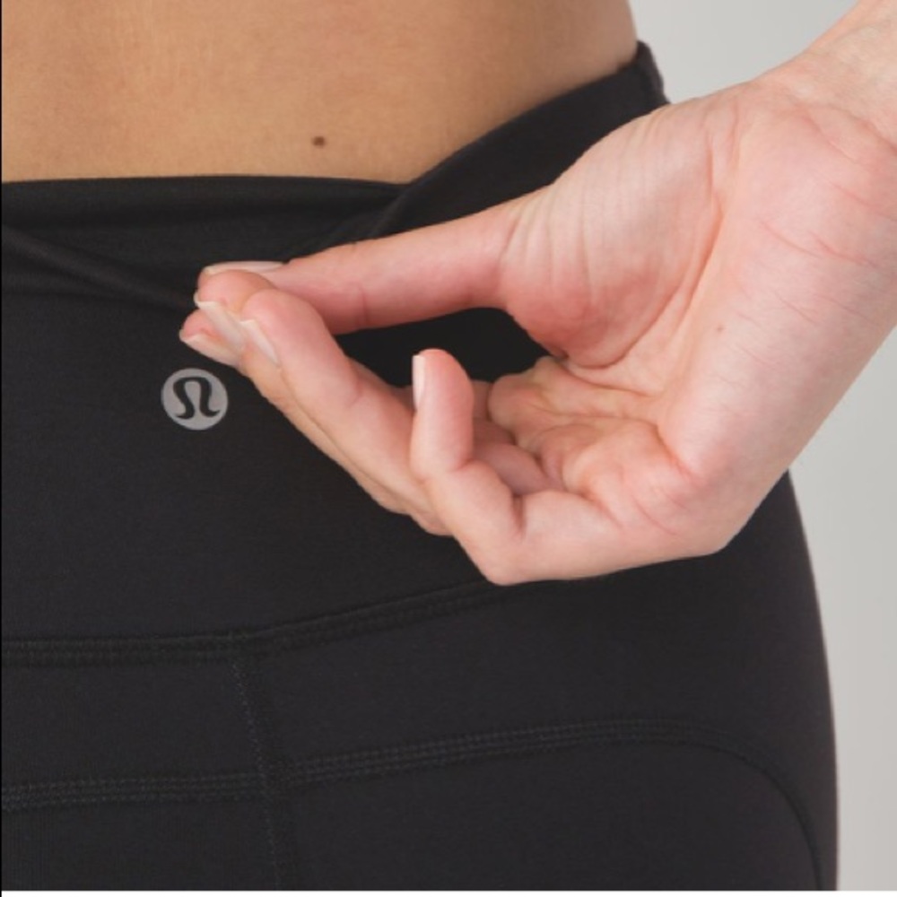 Lululemon Black leggings - Picture 2 of 5